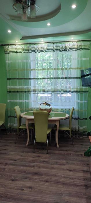 Хороша квартира в районі автостанції