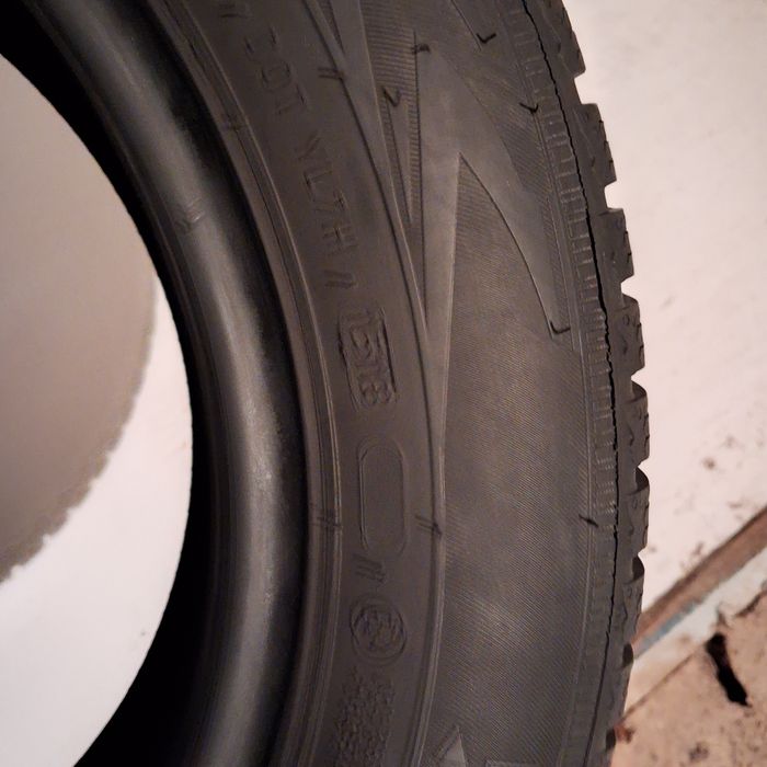 Зимові шини NOKIAN 175/65R14 097...648...0812