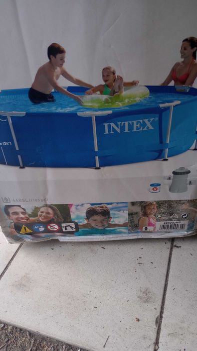 Sprzedam stelaż od basenu