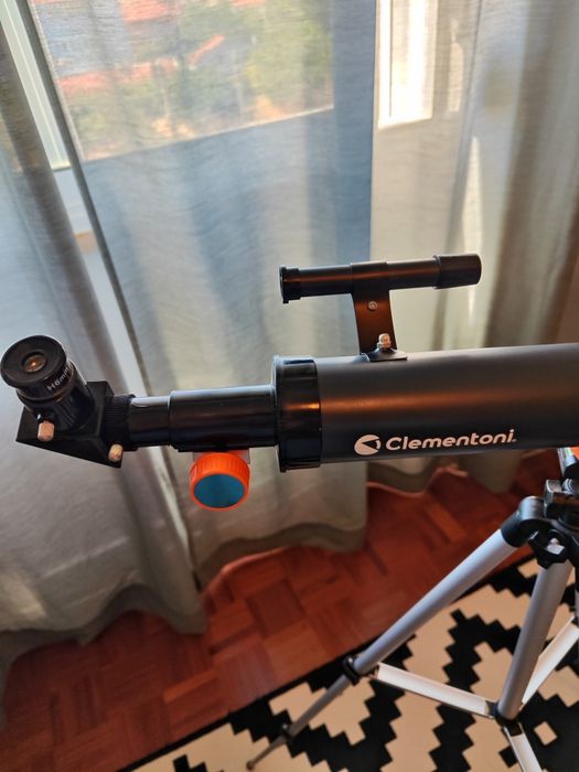 Telescópio NASA - Clementoni