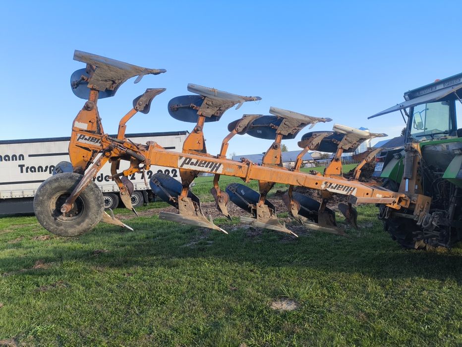 Pług huard 475 kuhn ,4 skibowe nowe elementy