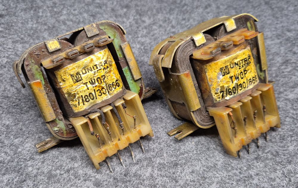 Transformator 2szt.  Unitra Zatra  TWOP7/80/30/666 TWOP  7/80/30