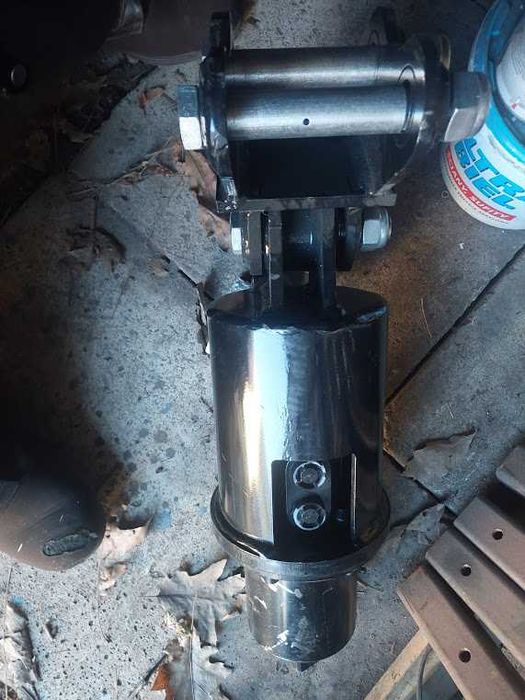 Mini Koparka z  kabiną W 12 + komplet przystawek + przyczepa