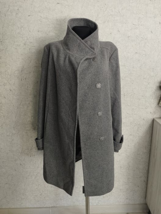 Классное,шерстяное пальто Benetton