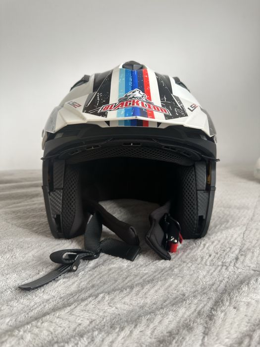 Capacete jet trial