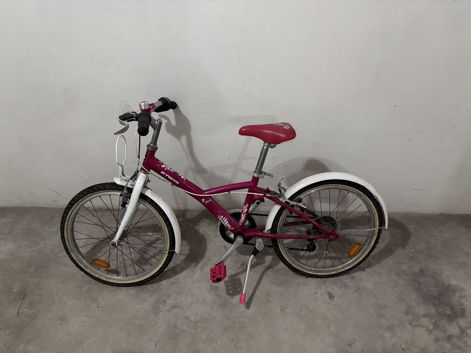 Bicicleta de menina roda 20