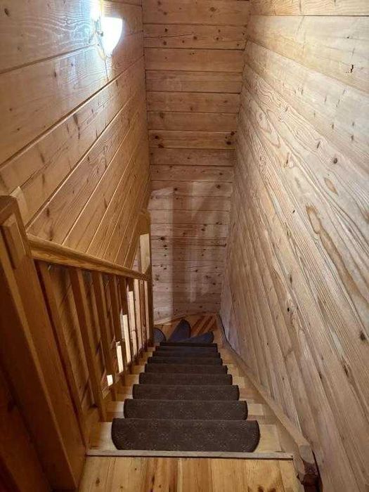 Продаж комплексу котеджів у центрі Східниці