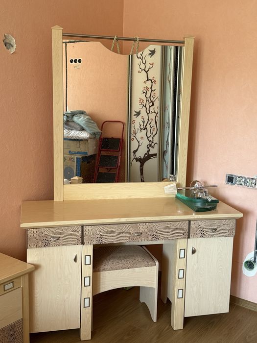 Спальні гарнітури