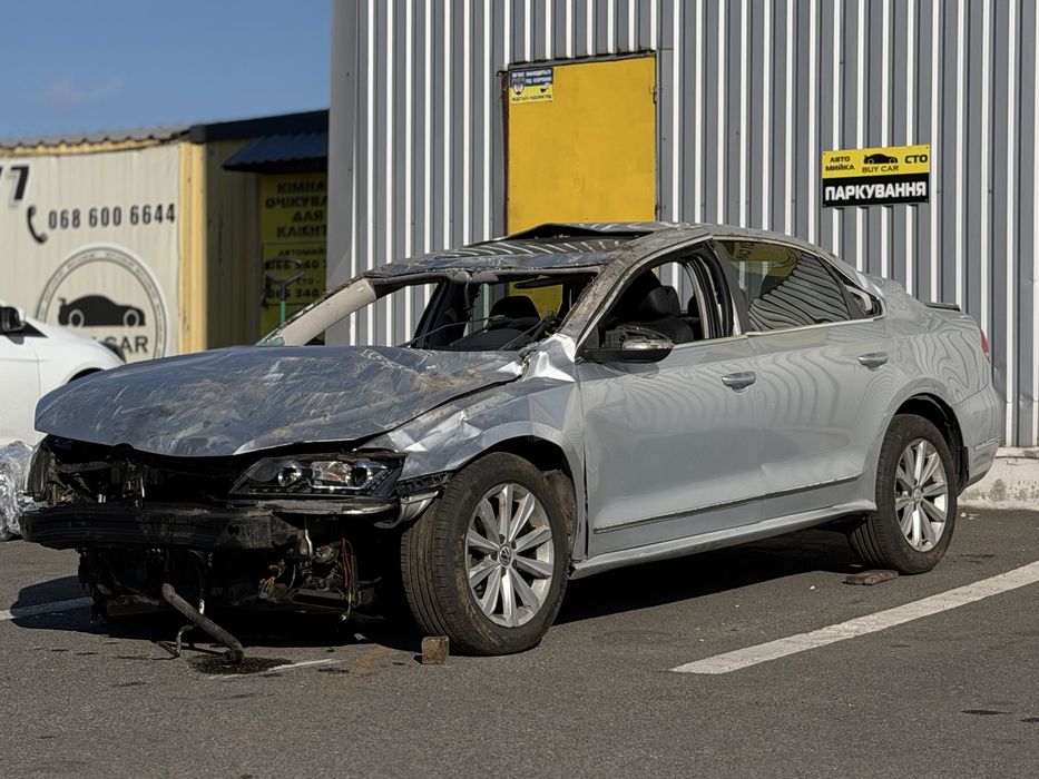 Volkswagen Passat NMS SEL A/T 2011 після ДТП