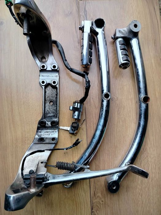 Suzuki Intruder vs 1400 części