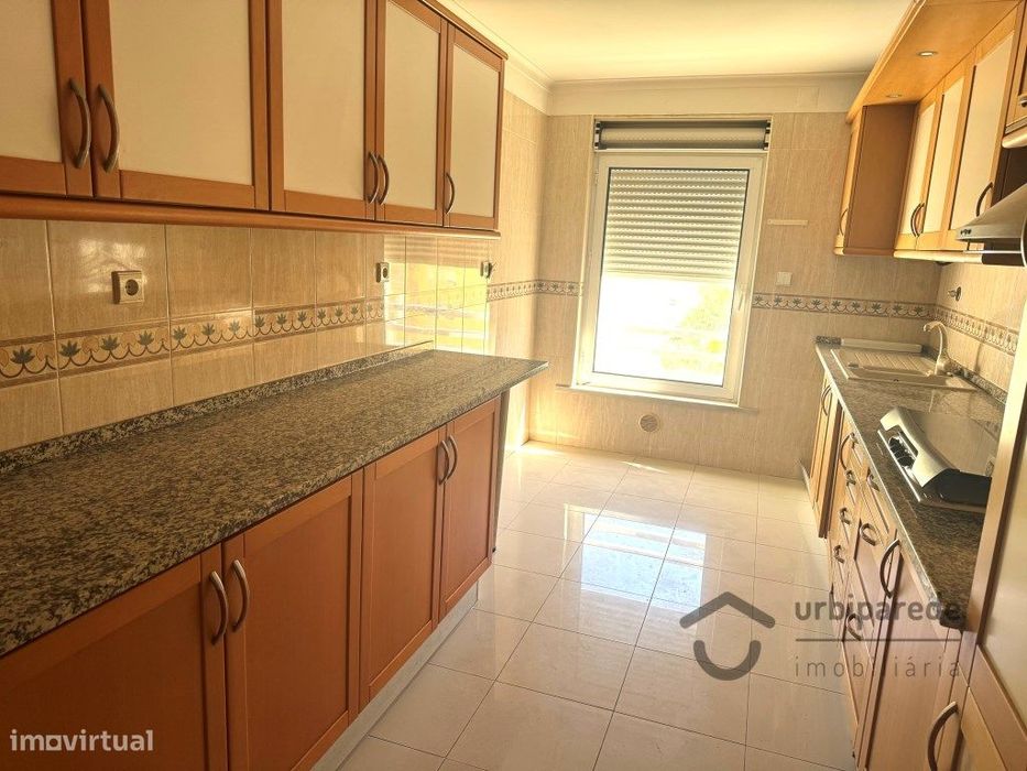 Apartamento T3 no Jardins da Parede.