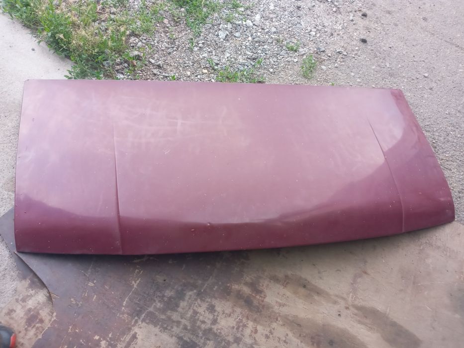 Продам капот газель старого зразку.