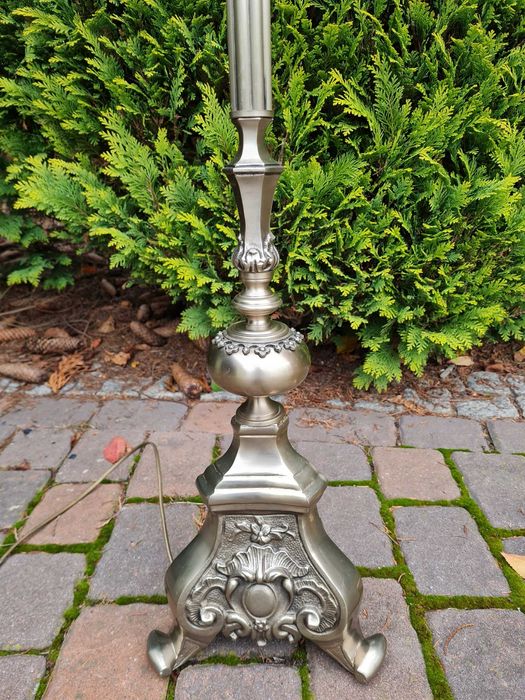 Piękna stylowa lampa stojąca Podłogowa