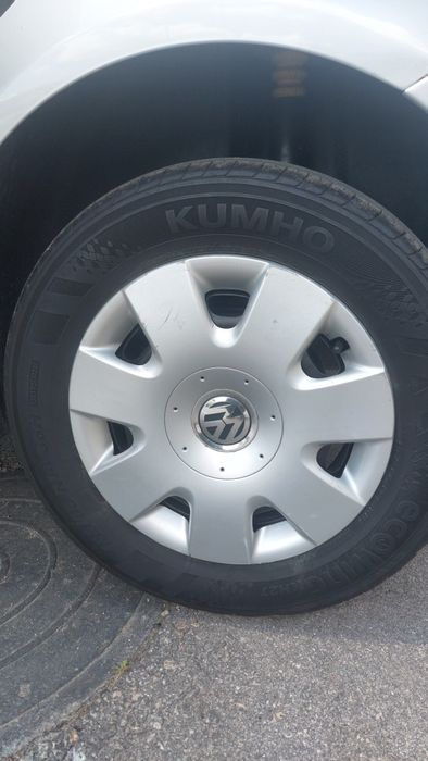 Volkswagen Polo АВТОМАТ ГАЗ 4...