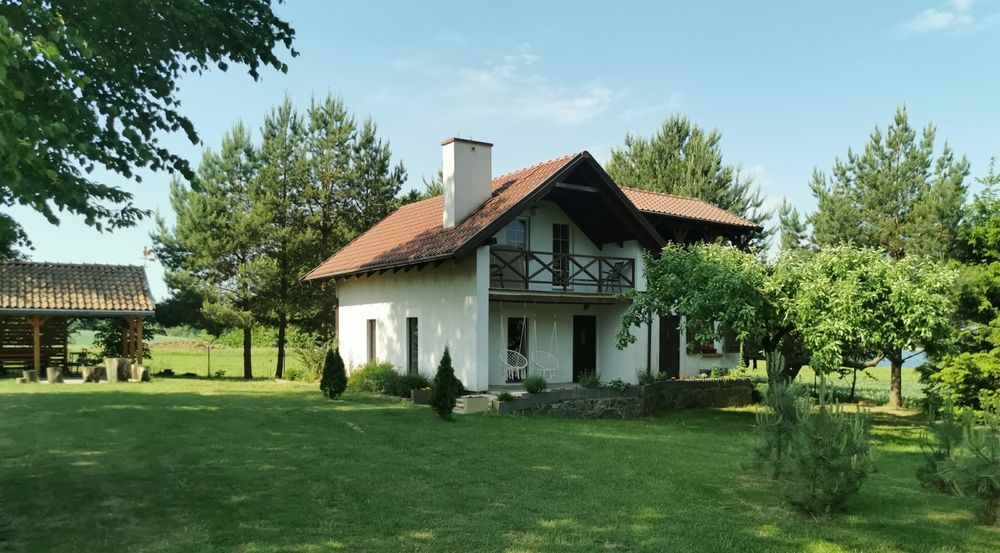 Domek Dom na Mazurach nad jeziorem nad lasem cisza spokój balia