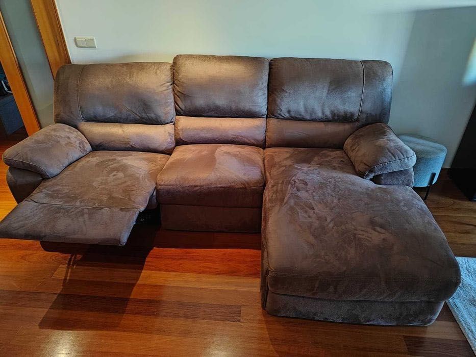 Sofá 3 lugares com chaise longue