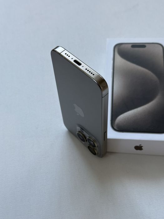 Продам IPhone 15 PRO 128 Neverlock Физ сим