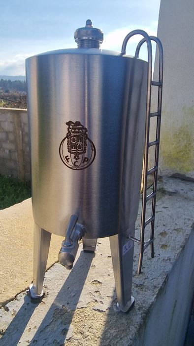 Ultimas cubas para venda duram vidas.