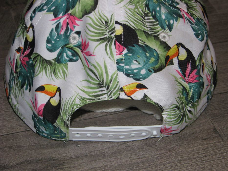 Czapka z daszkiem dla dziewczynki tropiki r. 55-56