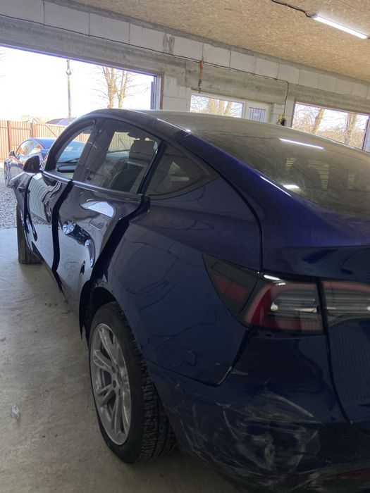 Розбір Tesla MODEL Y 21-24 запчастини
