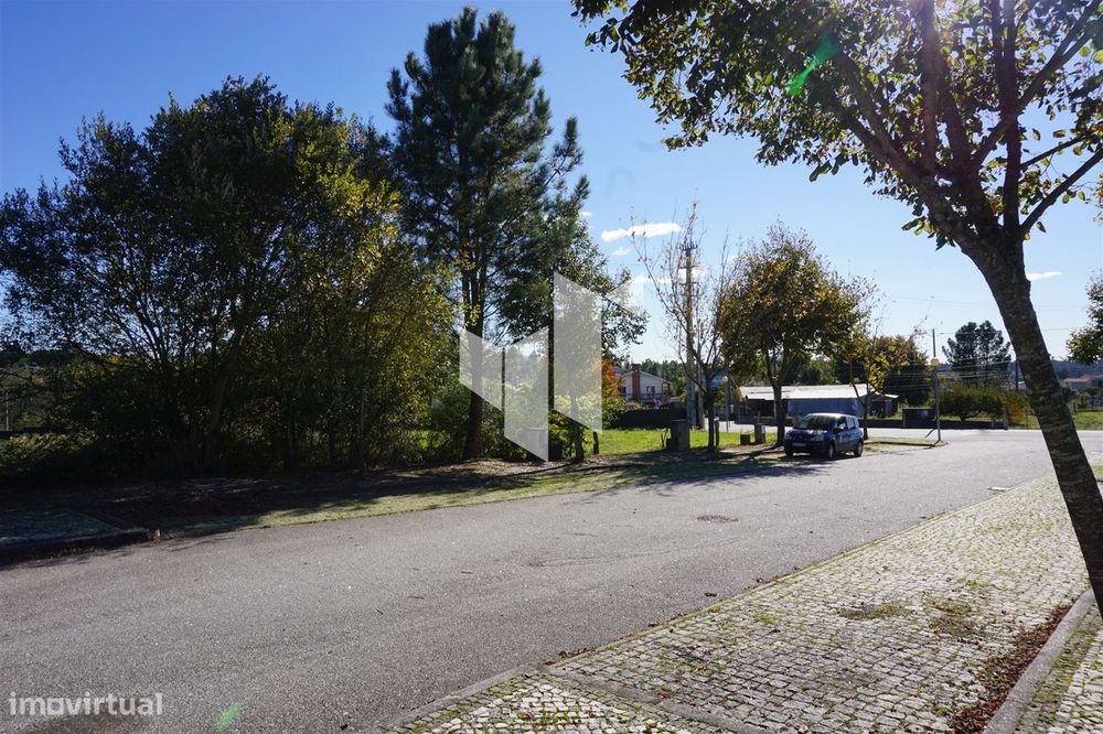 Land for Construction for Sale in Abraveses, Viseu
