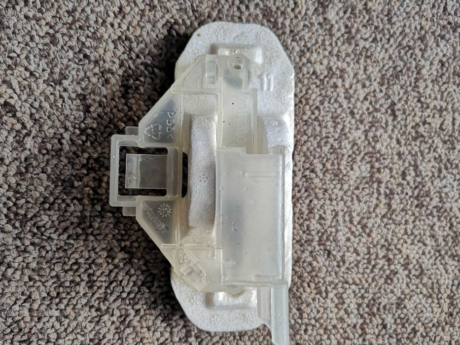 Pływak do zmywarki Electrolux ESI4500ROX (KL6S14AAA7)