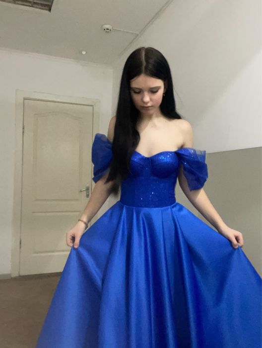 сукня святкова синя міді