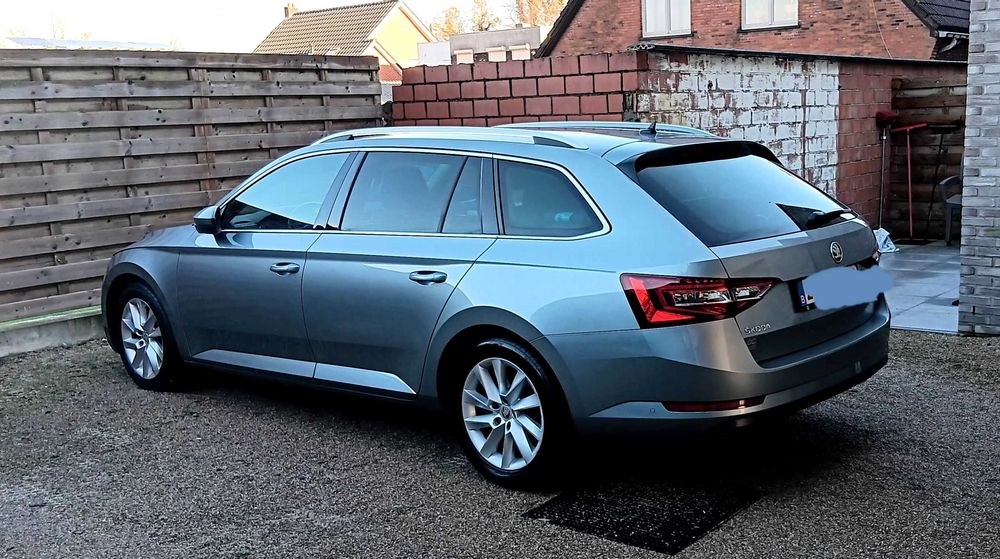 Samochód  Skoda superb 3