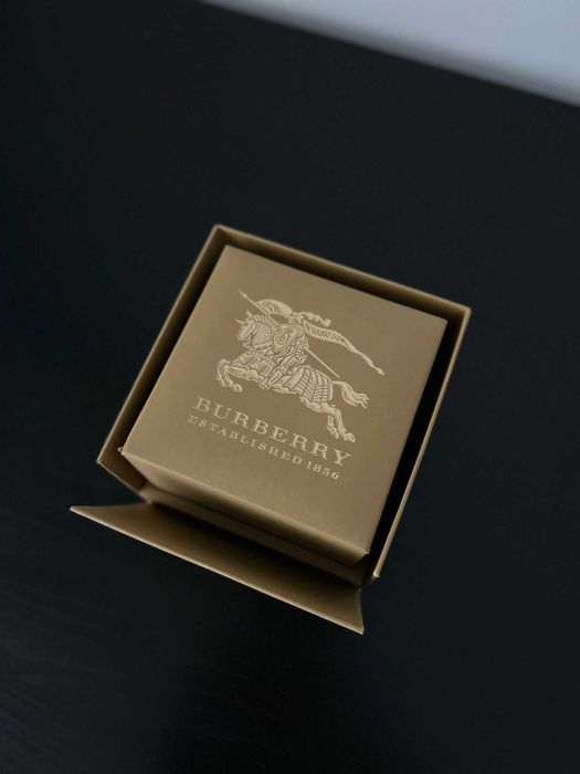 Relógio Burberry BU9001 - Novo, original com caixa e documentos