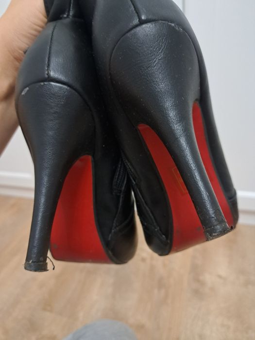 Botki na szpilce r.38