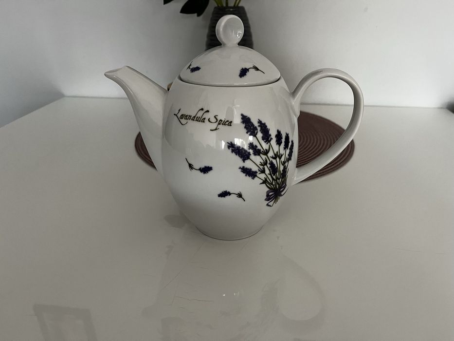 Duży dzbanek porcelanowy Lubiana