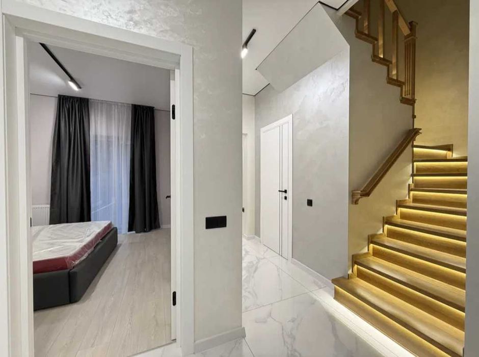 Котедж «Щасливе» з Ремонтом! Ділянка 2,5 сот!