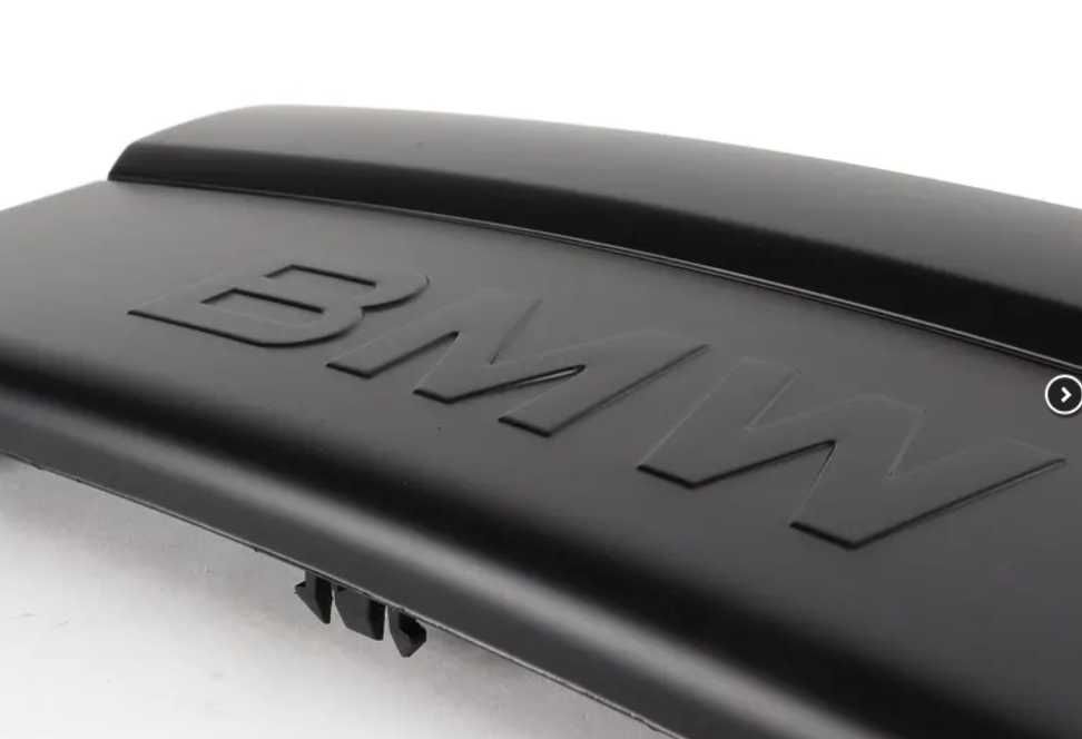 Новая редкая запчасть Е34 БМВ накладка бамера переднего номера USA E34