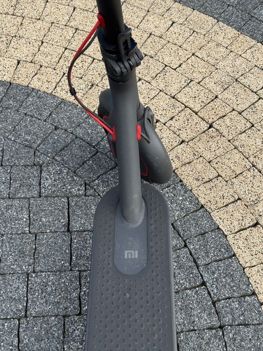 Hulajnoga elektryczna Xiaomi Mi Electric Scooter Pro