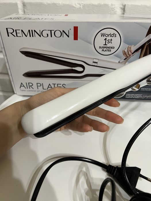 Випрямляч для волосся REMINGTON Air Plates S7412
