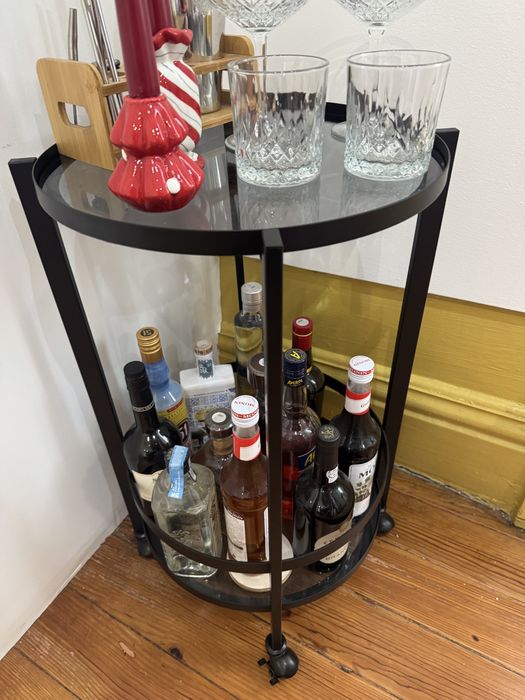 Carrinho bar JYSK Sortebro