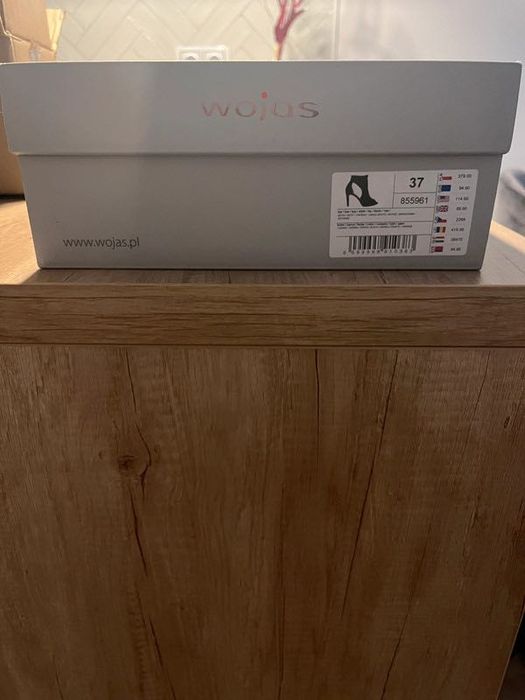 Czarne zamszowe sandały szpilki Wojas rozm. 37 nowe