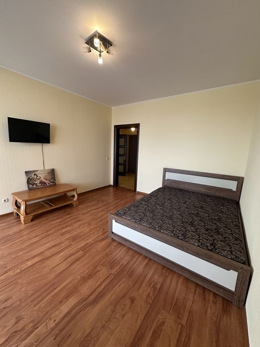 **ЦЕНТР! Оренда 1-Кімн. Біля Міського Парку! Вул. Шевченка