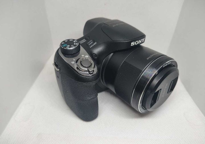 Продам фотоаппарат SONY® 3.6V DSC-H400