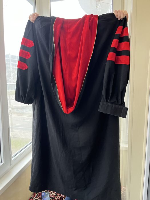 Карнавальная накидка с капюшоном