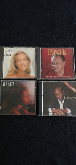 Kolekcja płyt CD, pop