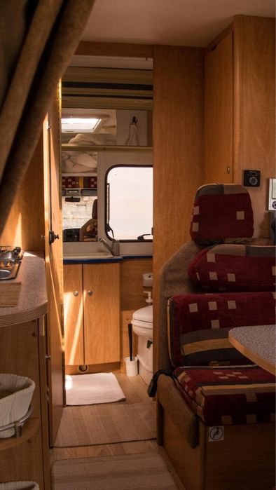 Vendo autocaravana com motor com garantia