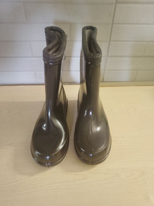 Резиновые сапоги 32-ой размер
