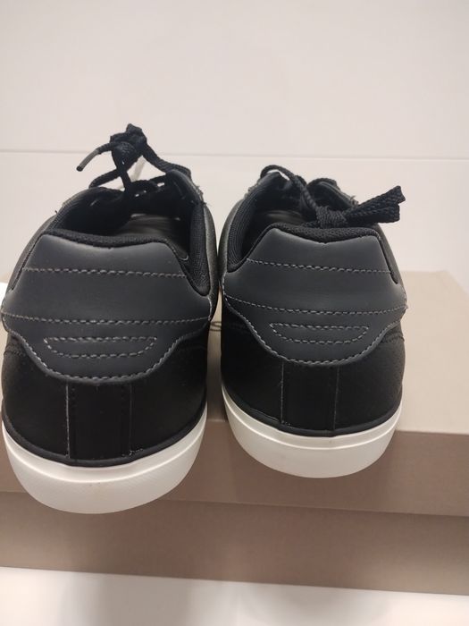 Sneakersy marki LACOSTE  rozmiar 40,5