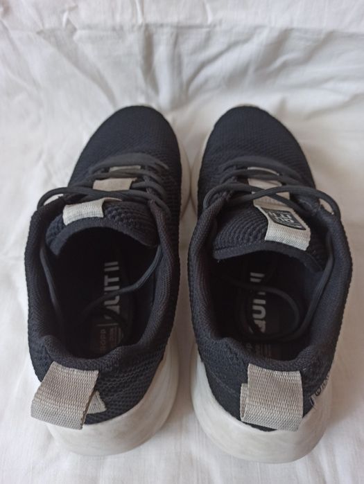 Кросівки NIKE  розмір 41,5