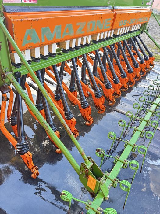 AMAZONE D8-30 special 3м Амазоне