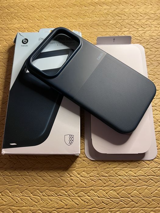 Etui Beats Apple do iPhone 17 Pro Max Rugged Nowe w otwartym opakowaniu