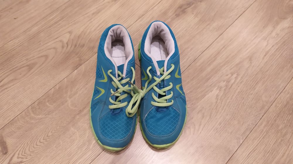 Buty sportowe, damskie, rozmiar 39, do biegania