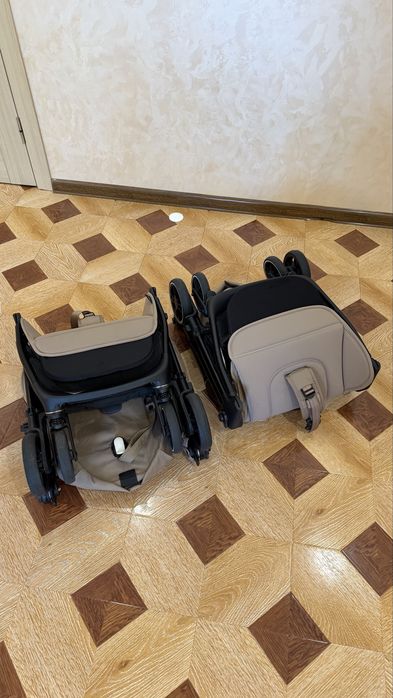 Bumprider Connect Mini – комплект із 2 прогулянкових колясок для двійні або погодок