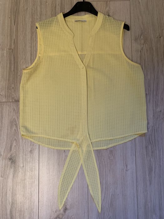 Bluzka wiązana Cropp